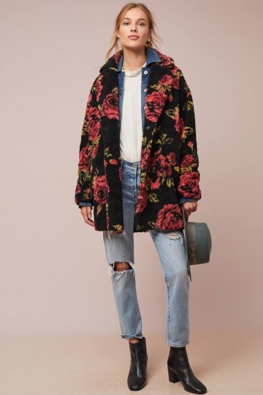 If By SeaWinter Roses Coat Black Motif / floral teddy style - flipped