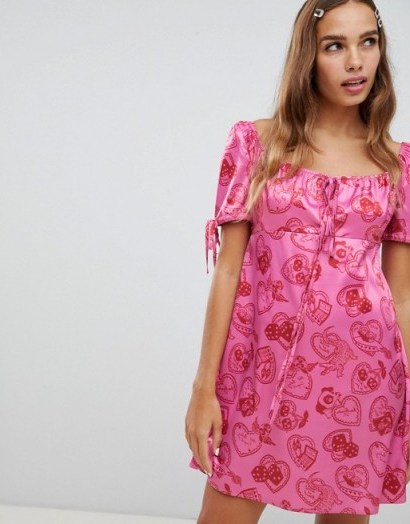 Cli Cli By Clio Peppiatt square neck mini dress in heart print in pink – retro printed dresses - flipped