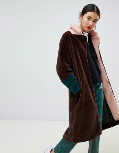 Na-kd faux fur midi colour block coat in brown | pink trim winter coats