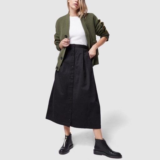 Nepenthes TUCK CHINO SKIRT in Black ~ laid-back style - flipped