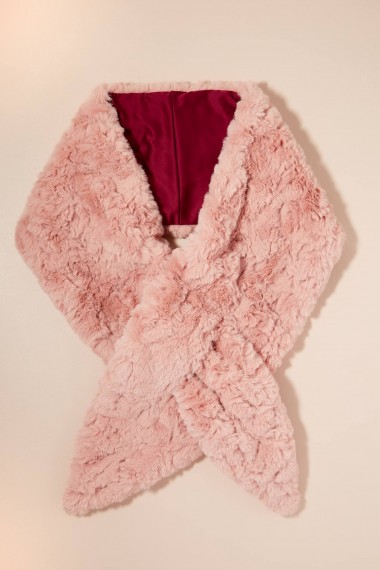 Nooki Faux-Fur Stole in Pink at Anthropologie | luxe style winter accessory