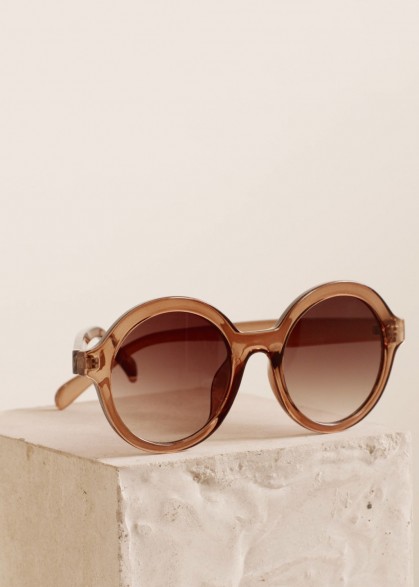 MANGO Retro style sunglasses in pink | 1970s style sunnies