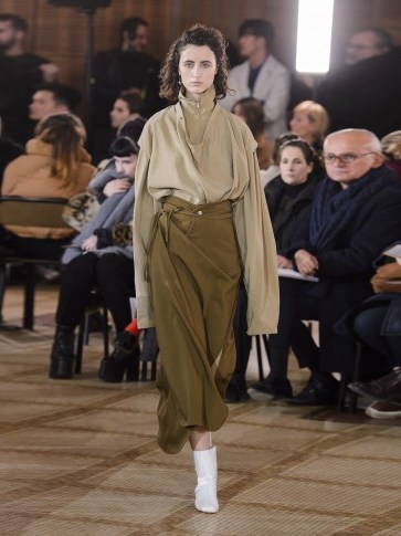 LEMAIRE Tie-waist wrap wool skirt in khaki-brown - flipped