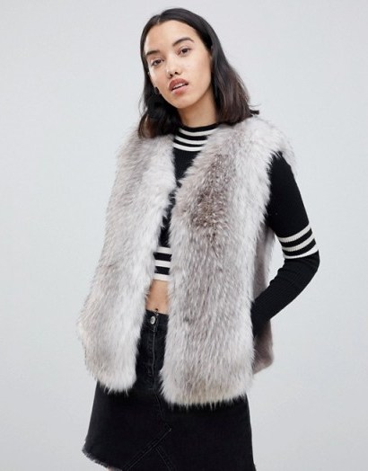 Urban Code Jaycee faux fur luxury gilet in Bambi – luxe gilets - flipped
