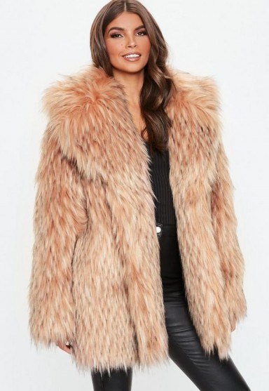 MISSGUIDED blush tipped premium faux fur collar coat – chunky winter coats - flipped