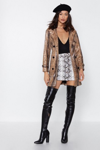 NASTY GAL I Got Hiss Snake Trench Coat in beige – short belted trench