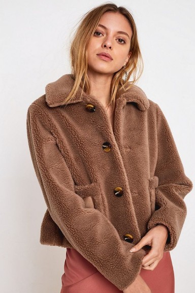 UO Faux Shearling Crop Coat in Beige – cropped winter coats