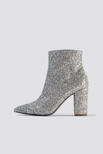 Linn Ahlborg x NA-KD Glitter Heel Boots Silver ~ glittering bootie - flipped