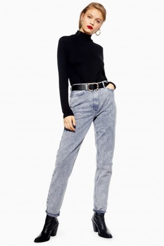 Topshop Grey Acid Wash Mom Jeans | tapered leg - flipped