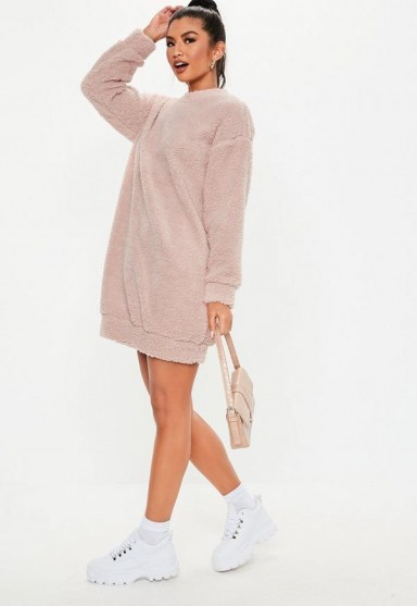 MISSGUIDED pink teddy crew neck sweatshirt dress – casual style