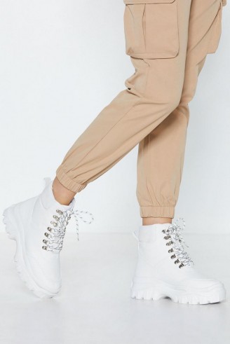 NASTY GAL what a Chunk Hiker Boot in White – cleated chunky soled boots