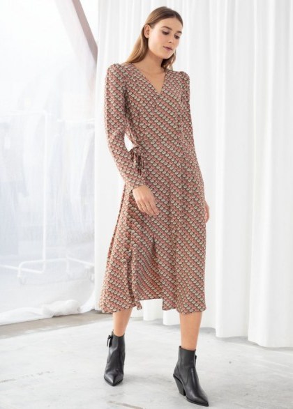 & other stories Fan Print Wrap Dress – printed fit and flare - flipped