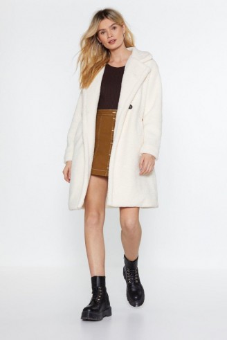 NASTY GAL I Won’t Fur-get You Faux Fur Coat in Ivory – FLUFFY WINTER JACKETS