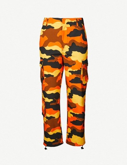 OFF-WHITE C/O VIRGIL ABLOH Camouflage-print high-rise straight cotton cargo trousers in orange / cuffed camo pants - flipped
