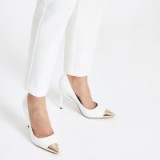 RIVER ISLAND White pointed metal toe court shoes. LITTLE DETAILS