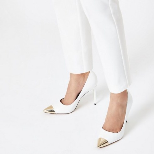 RIVER ISLAND White pointed metal toe court shoes. LITTLE DETAILS - flipped
