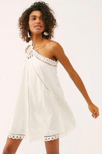 Billie Battenburg One-Shoulder Dress Ivory / boho beach babe - flipped