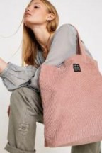 UO Corduroy Tote Bag in Rose – dusty-pink cord bags