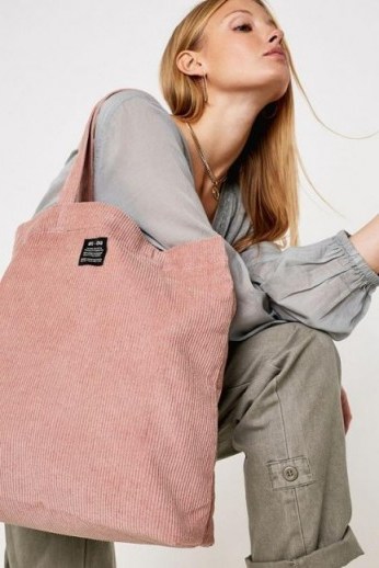 UO Corduroy Tote Bag in Rose – dusty-pink cord bags - flipped