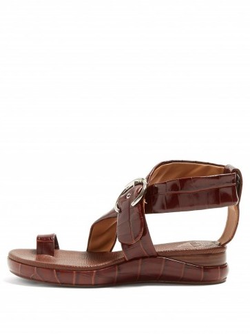 CHLOÉ Crocodile-embossed brown leather sandals ~ summer vacation footwear - flipped
