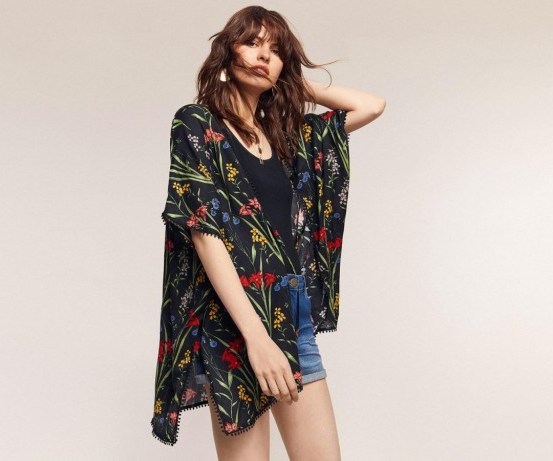 Oasis FLORA OVERSIZED KIMONO in multi black – again, another fabulous look - flipped