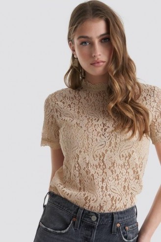 NA-KD Boho ~ High Neck SS Lace Top Beige in Cream - flipped