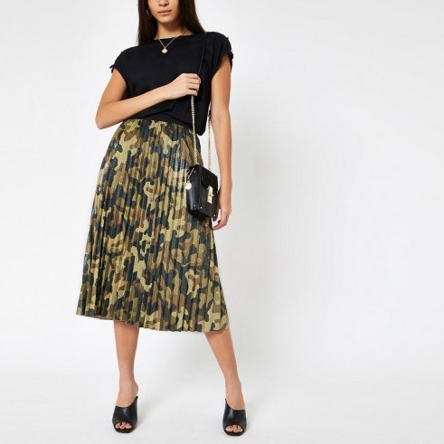 RIVER ISLAND Khaki camo print pleated skirt – camouflage prints - flipped