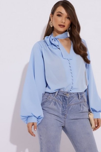 LORNA LUXE ‘DREAM SLEEVES’ BUTTON DETAIL BLUE BLOUSE ~ casual & feminine - flipped