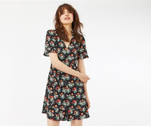 Oasis PETUNIA BUTTON SKATER DRESS in multi black – love the look of this for the Summer - flipped