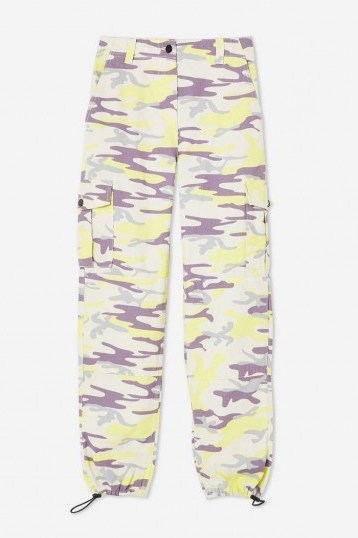 TOPSHOP Cuffed Camo Utility Trousers in Lime - flipped