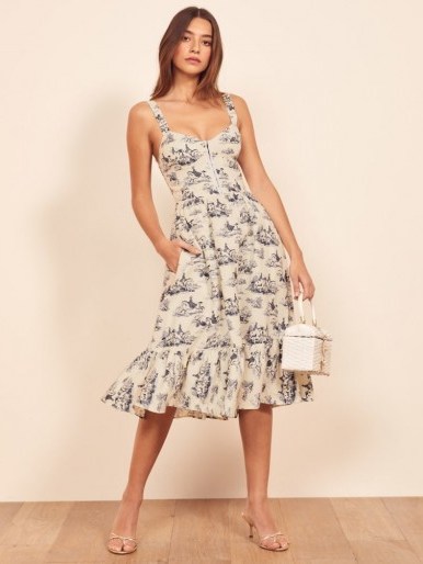 Reformation Dolci Dress in Toile | low sweetheart neckline summer dresses - flipped
