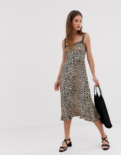 Faithfull Noemie leopard midi dress in Le cinq animal | ruffle trimmed dresses