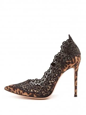 Luxe court shoes ~ GIANVITO ROSSI Leopard-print satin and lace 105 pumps in beige - flipped