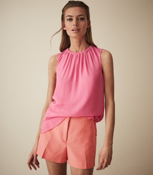 REISS LYLA TAILORED SHORTS CORAL ~ summer colours