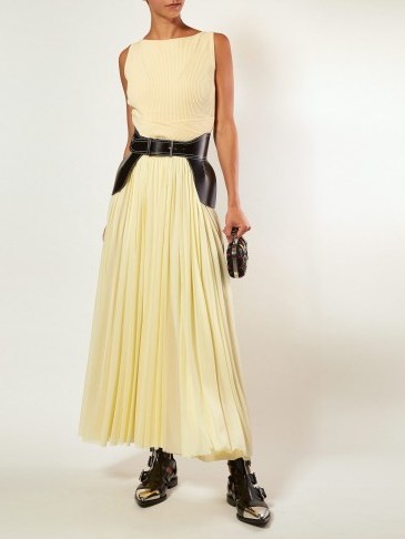 ALEXANDER MCQUEEN Ribbed-bodice pleated-skirt gown | Matches Fashion - flipped