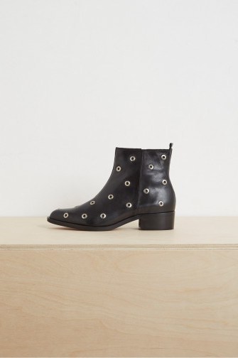 FRENCH CONNECTION VALERA EYELET ANKLE BOOTS Black - flipped