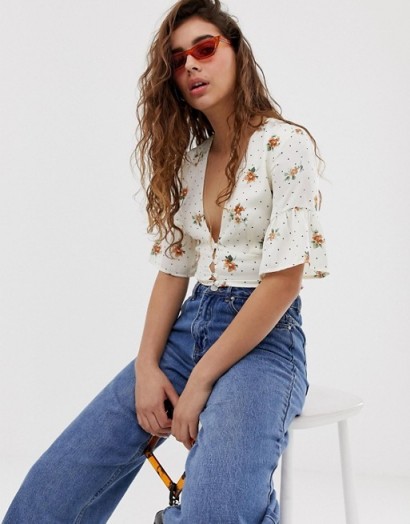 Wild Honey tea blouse with plunge front in floral in white | plunging crop top