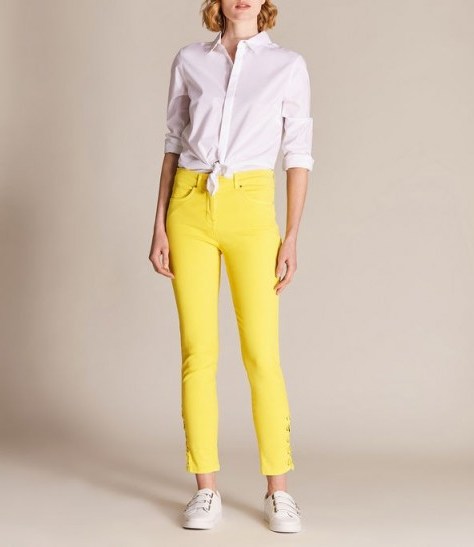 Karen Millen Yellow Skinny Jeans ~ summer denim ~ casual day look - flipped