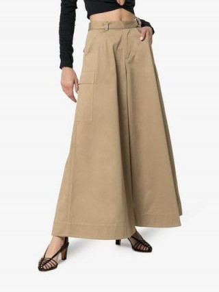 Asai Wide Leg Cotton Cargo Trousers in brown