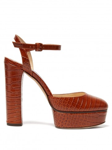 JIMMY CHOO Maple 125 croc-embossed leather platform pumps in brown / retro heels