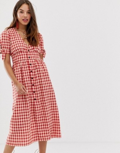 Moon River gingham midi dress in red | plunge front day dresses - flipped