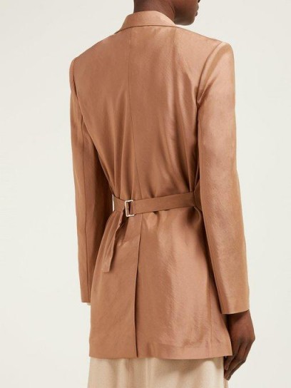 CHLOÉ Stretch-twill longline blazer in rust-brown ~ back belted jacket