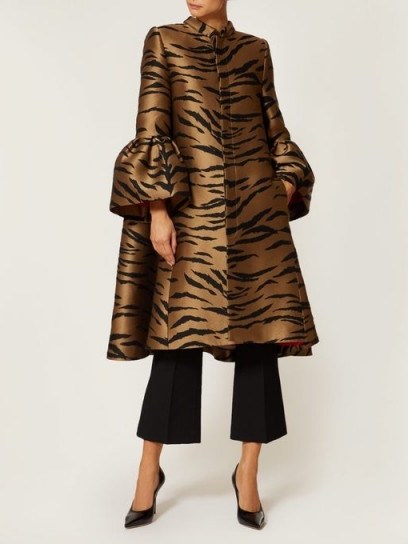 CAROLINA HERRERA Trumpet-sleeve tiger-jacquard opera coat. STATEMENT COATS - flipped