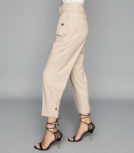 Reiss BROOKLYN POCKET FRONT TAPERED TROUSERS NEUTRAL | side detail summer pants
