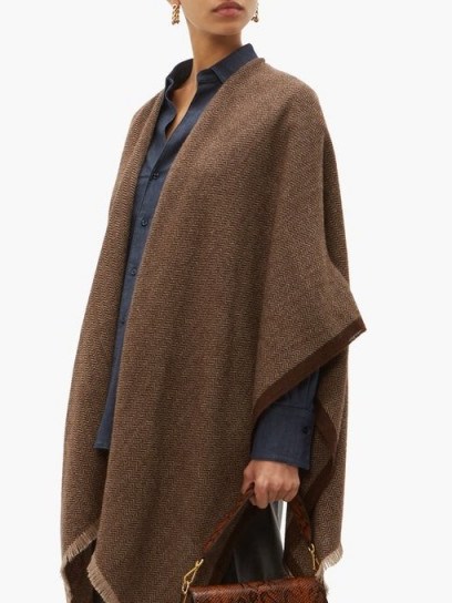 WEEKEND MAX MARA Hello cape in brown - flipped