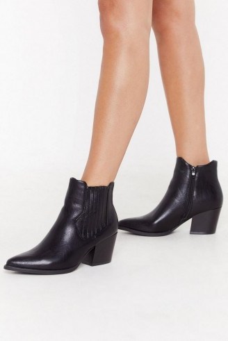 NASTY GAL Journey to the Western Chelsea Boots Black - flipped