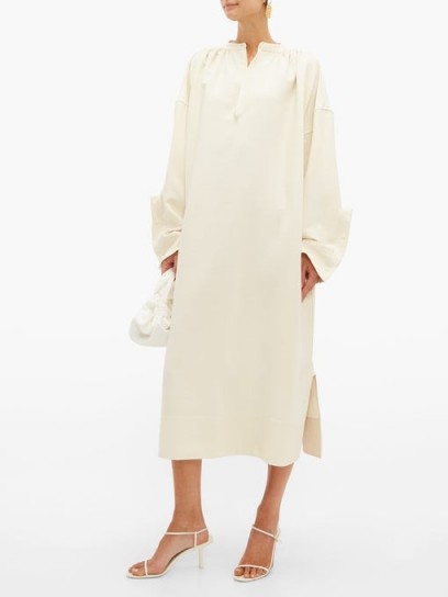 JIL SANDER Louise cream slubbed-crepe dress ~ understated elegance