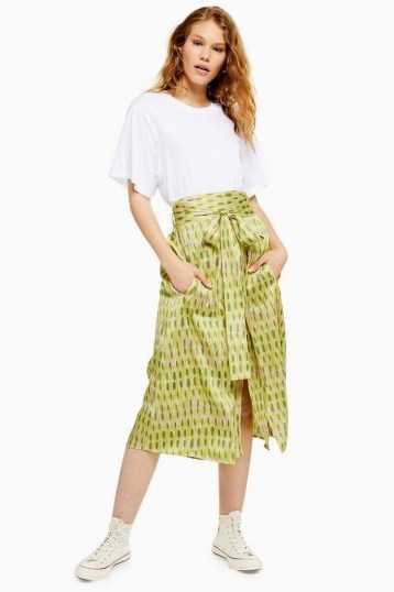 Topshop Boutique Printed Apron Skirt | luxe tie waist skirts - flipped