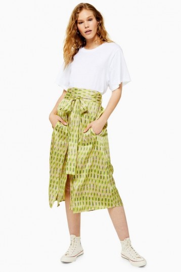 Topshop Boutique Printed Apron Skirt | luxe tie waist skirts