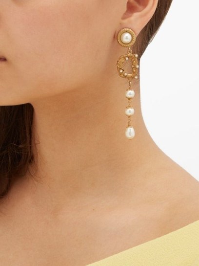 DOLCE & GABBANA Asymmetric DG logo and faux pearl drop earrings - flipped
